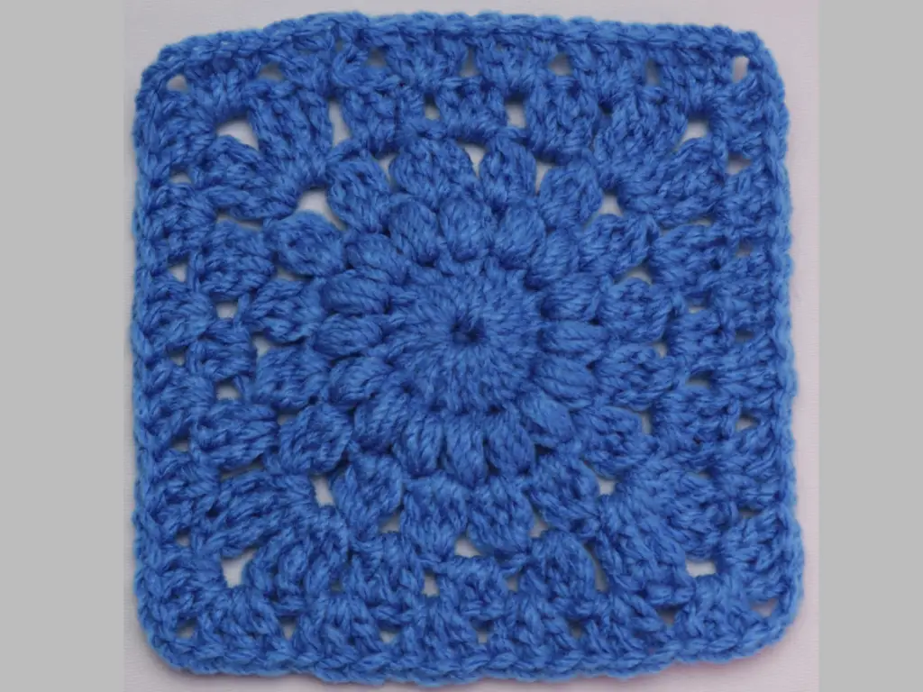 solid color crochet starburst granny square