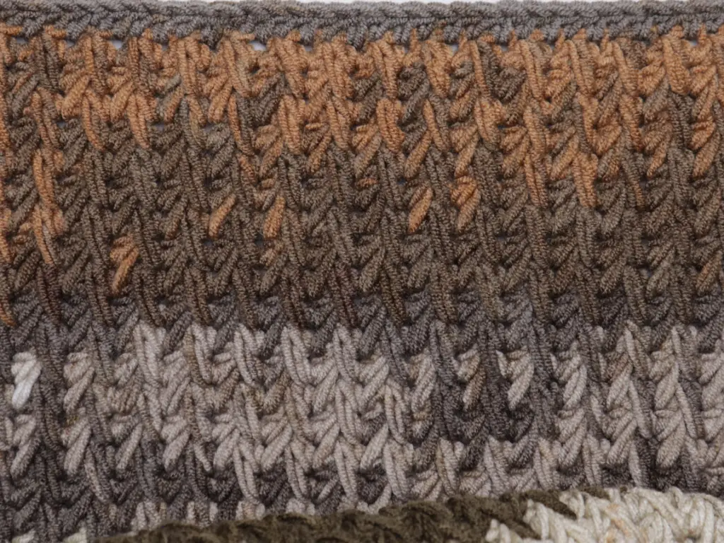 CROCHET FEATHER STITCH